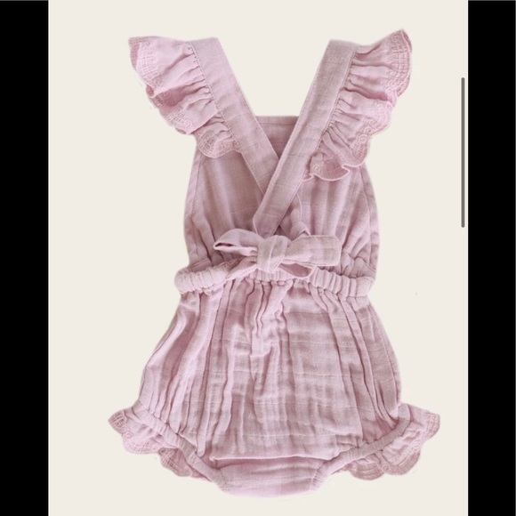 Jamie Kay romper - Picture 2 of 4